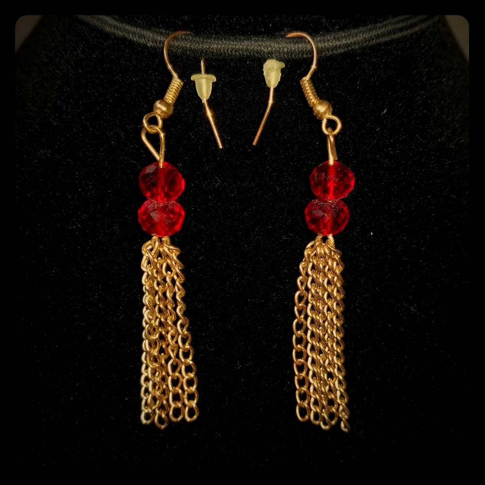 Chain Dangle Earrings - Picture 2 of 3